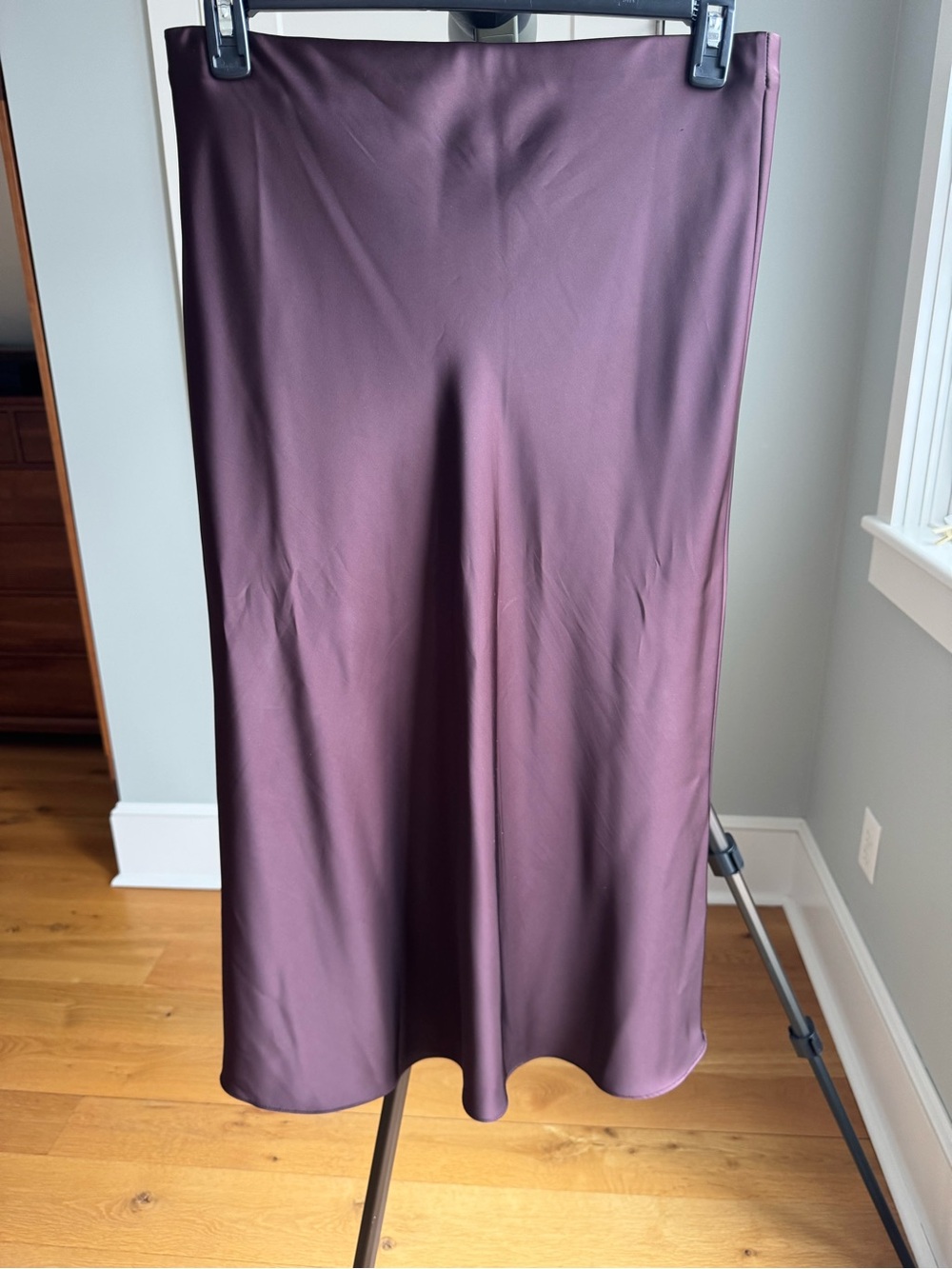 Zara Med Satin Midi Skirt in Deep Plum
